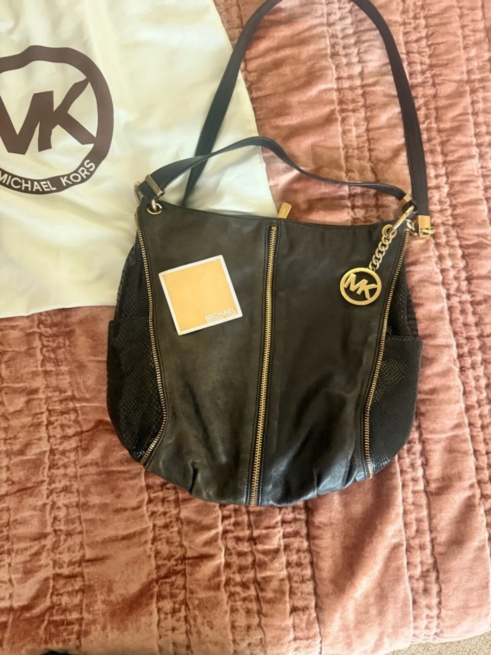 Michael Kors Black Leather Hobo Shoulder Bag with Gold Hardware - Picture 2 of 10